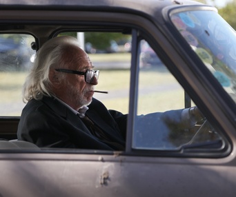 Une scène du film Les vieux fourneaux