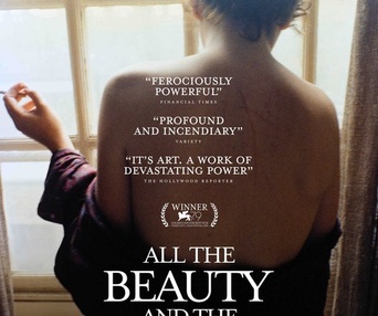 Affiche du film All the Beauty and the Bloodshed