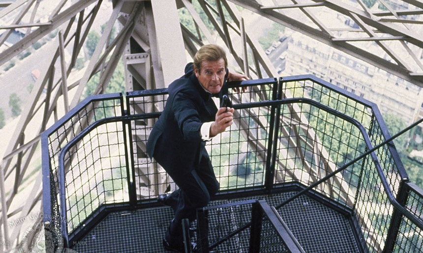 L'acteur Roger Moore, interprète de James Bond, est décédé