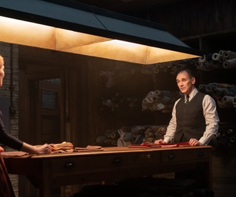 Une scène du film The Outfit