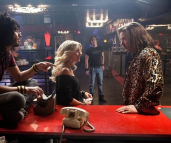 Une scène du film Rock of Ages