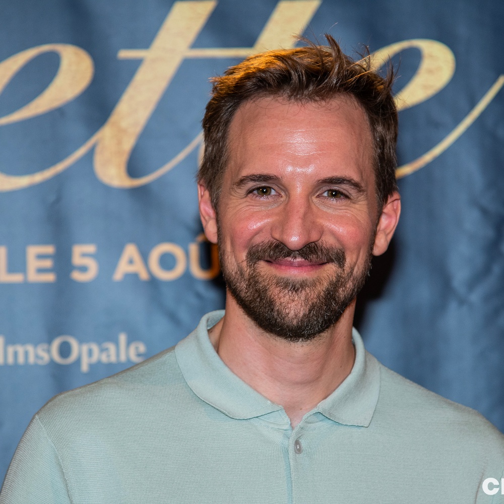 Sur le tapis rouge du film Arlette