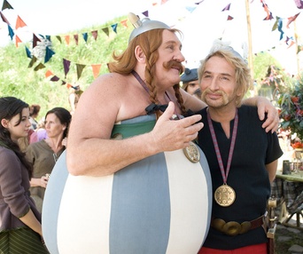 Une scène du film Astérix et Obélix : Au service de Sa Majesté