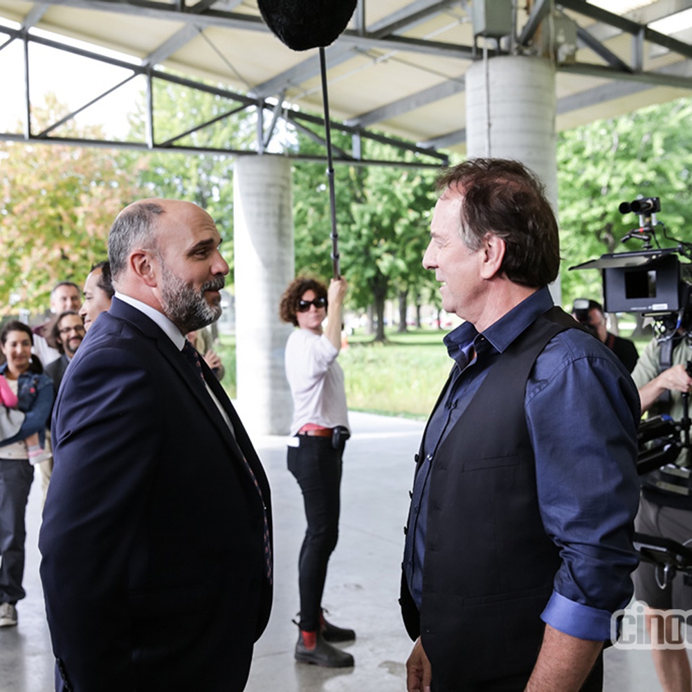 Sur le plateau du film De père en flic 2