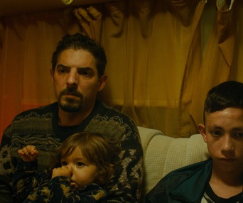Une scène du film Le sixième enfant