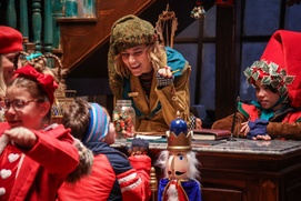 Une scène du film Elf Me Une scène du film Elf Me
