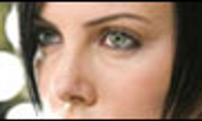 Nouveautés : Charlize Theron dans Aeon Flux