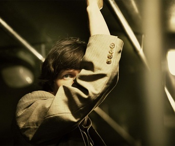 Une scène du film The Double