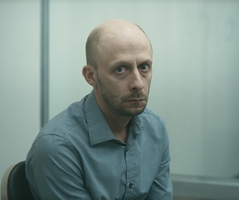 Une scène du film Les chambres rouges