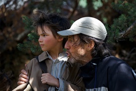 Une scène du film Belle et Sébastien 2, l'aventure continue