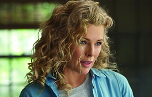 Kim Basinger dans Charlie St. Cloud