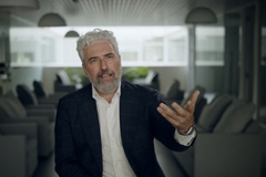 Subir ou choisir : L'économie en transition