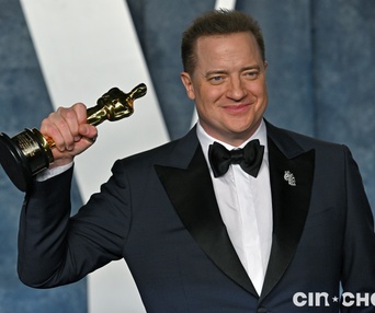 Sur le tapis rouge du Vanity Fair Oscar Party 2023
