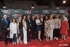 Sur le tapis rouge du film De père en flic 2