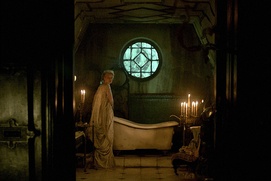 Une scène du film Crimson Peak Une scène du film Crimson Peak