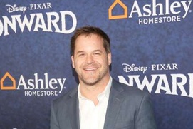 Sur le tapis rouge de la première mondiale de Onward