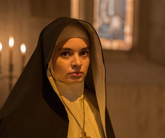 Une scène du film The Nun