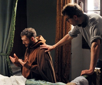 Sur le plateau du film Le Moine
