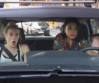 Une scène du film The Spy Who Dumped Me