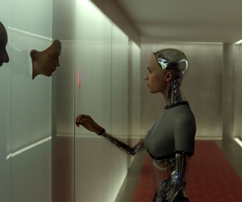 Une scène du film Ex Machina
