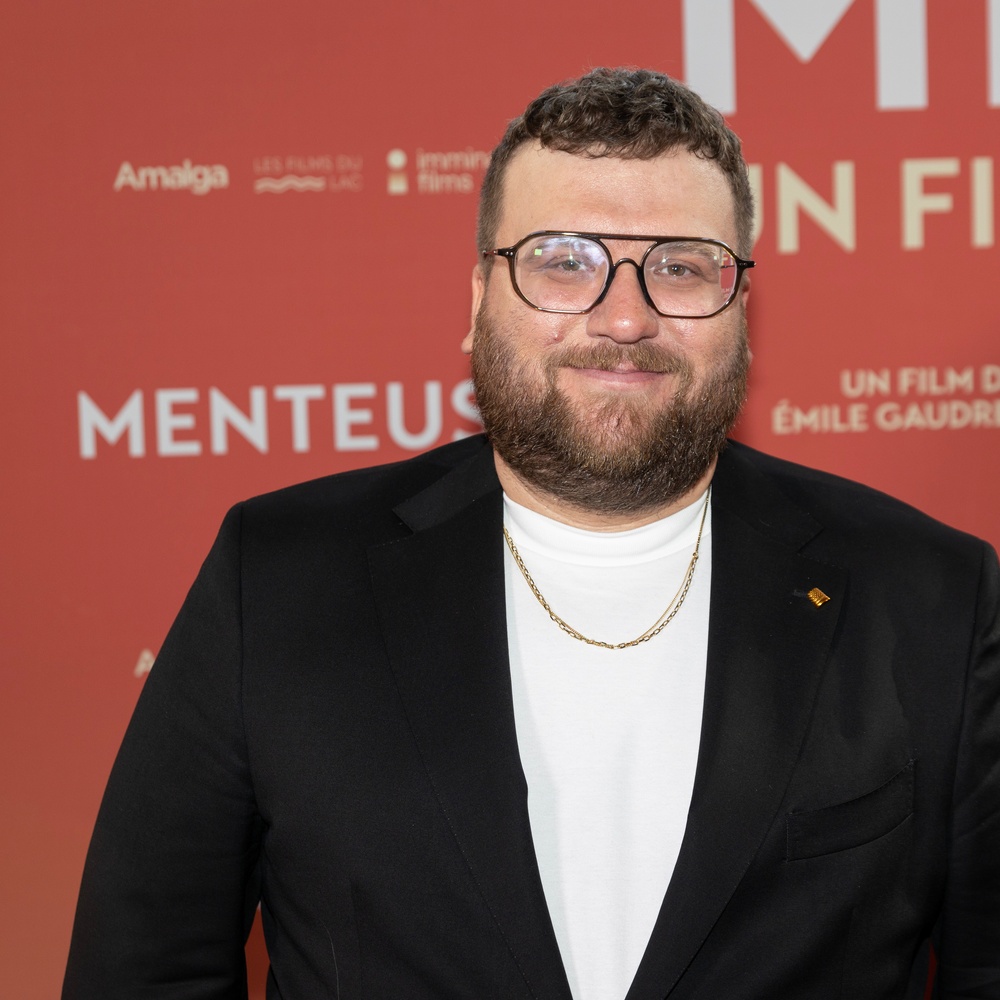 Première de Menteuse