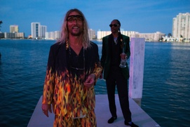 Une scène du film The Beach Bum Une scène du film The Beach Bum