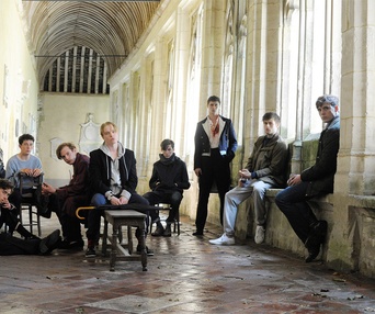 Une scène du film The Riot Club