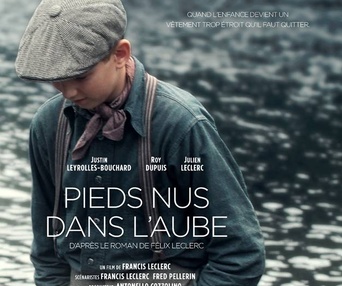 Affiche du film Pieds nus dans l'aube