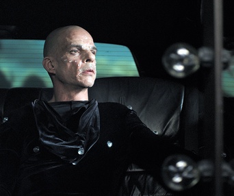 Une scène du film Holy Motors