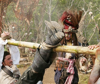 Scène du film Pirates des Caraïbes : Le coffre du mort