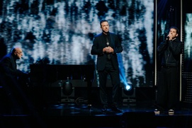 Patrice Robitaille et Thomas Delorme à En direct de l'univers Patrice Robitaille et Thomas Delorme à En direct de l'univers