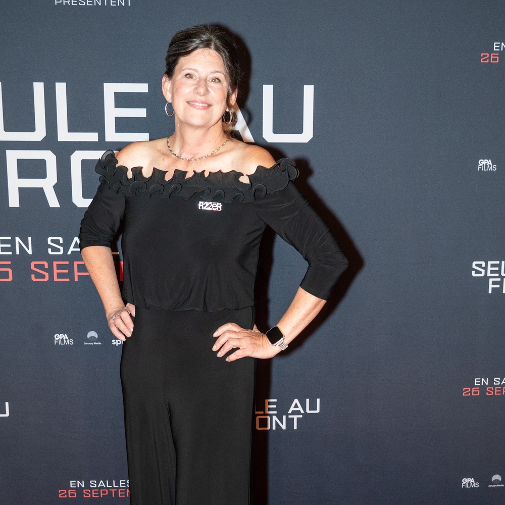 Première du film Seule au front (Out Standing)
