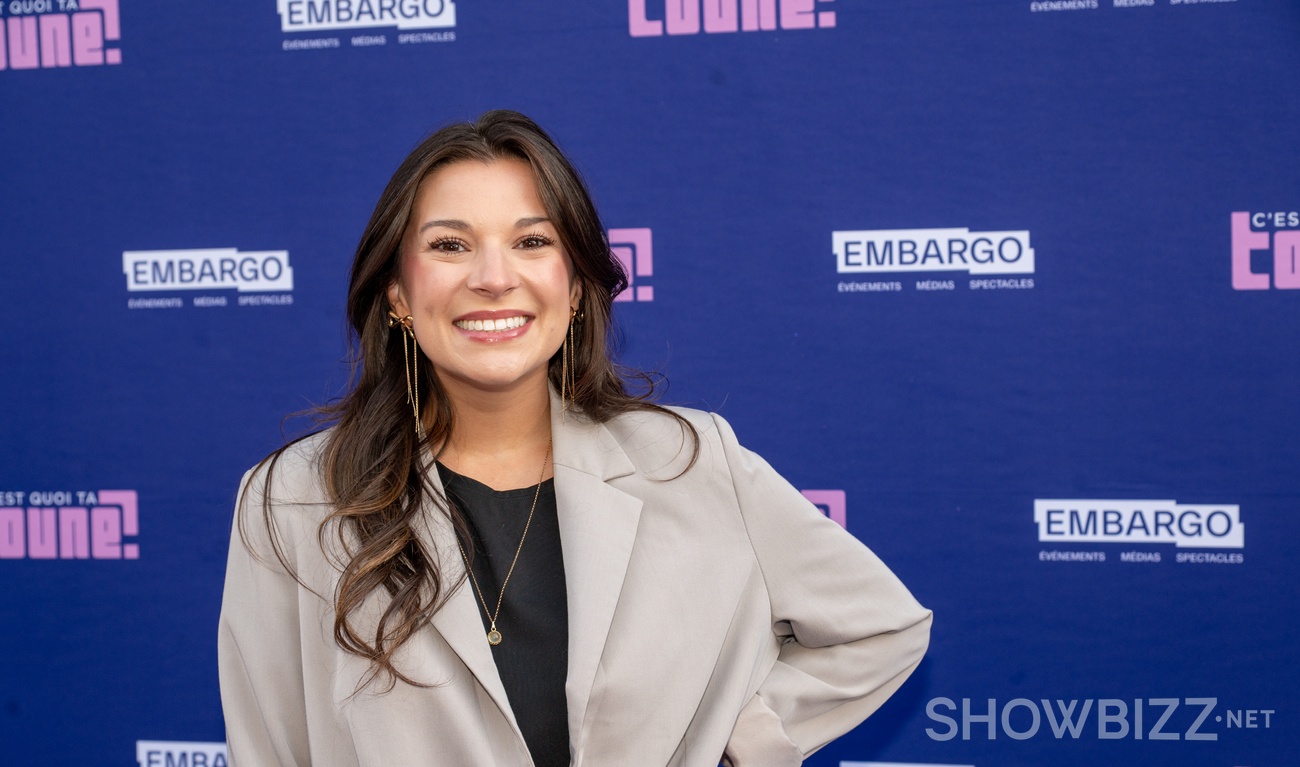 Image de l'article Photo : Audrey-Louise Beauséjour présente son amoureuse sur un tapis rouge