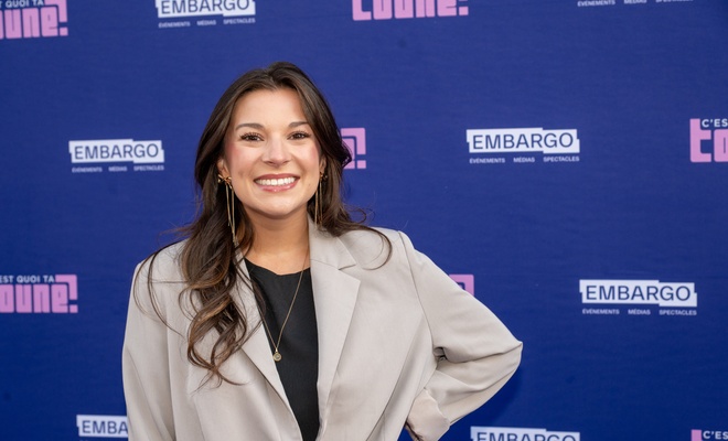 Image de l'article Photo : Audrey-Louise Beauséjour présente son amoureuse sur un tapis rouge