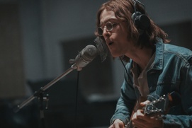 Harris Dickinson est John Lennon Harris Dickinson est John Lennon