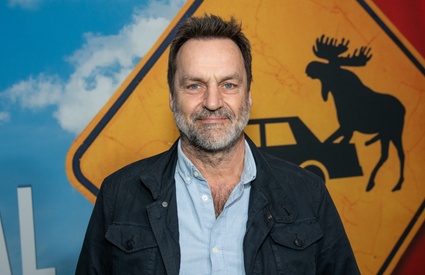 Image de l'article Benoît Gouin foule un tapis rouge avec son amoureuse pour une rare fois