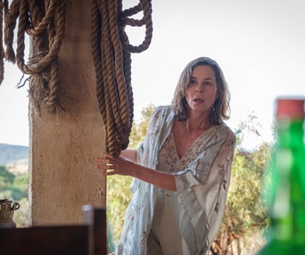 Images du film Don't Let's Go to the Dogs Tonight
