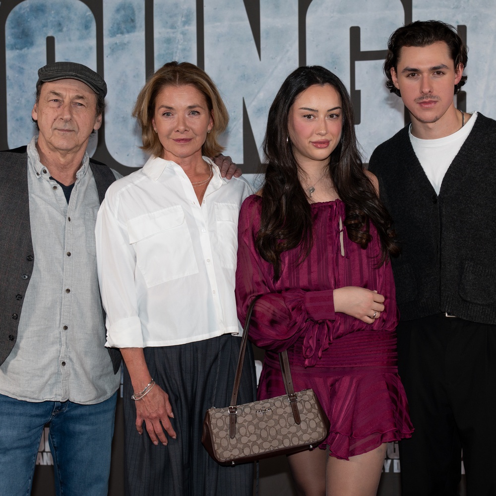 Tapis rouge de la première du film Youngblood : le hockey dans le sang