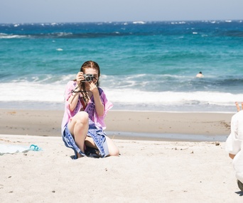 Image du film Two Seasons, Two Strangers