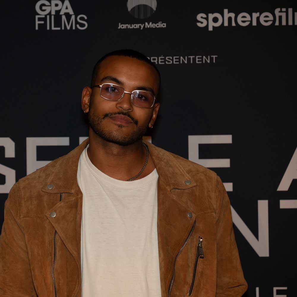 Première du film Seule au front (Out Standing)