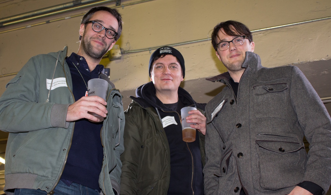 Visite en photos du party de garage de Série noire