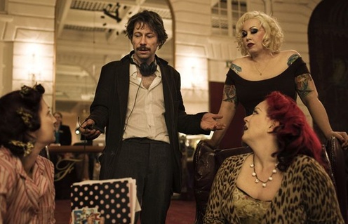 Mathieu Amalric sur le plateau de Tournée