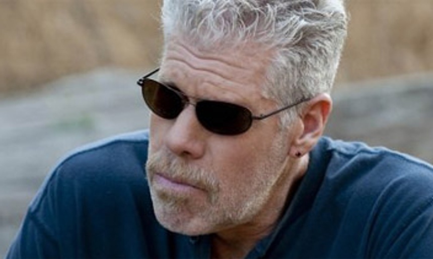 Ron Perlman sera le père de Conan