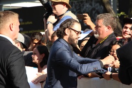 Sur le tapis rouge du film The Drop Sur le tapis rouge du film The Drop