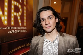 Sur le tapis rouge du film Henri Henri Sur le tapis rouge du film Henri Henri