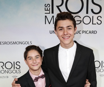 Sur le tapis rouge du film Les rois mongols
