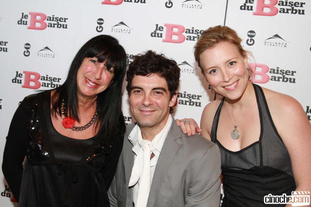 Sur le tapis rouge du film Le baiser du barbu