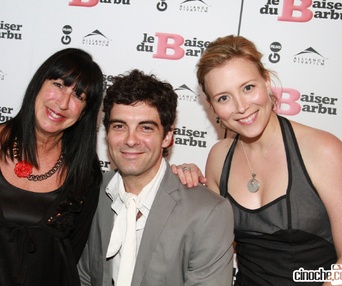 Sur le tapis rouge du film Le baiser du barbu