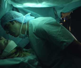Une scène du film Réparer les vivants