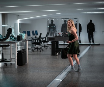 Une scène du film The Invisible Man